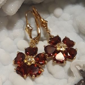 14k heart shape garnet and diamond earrings
